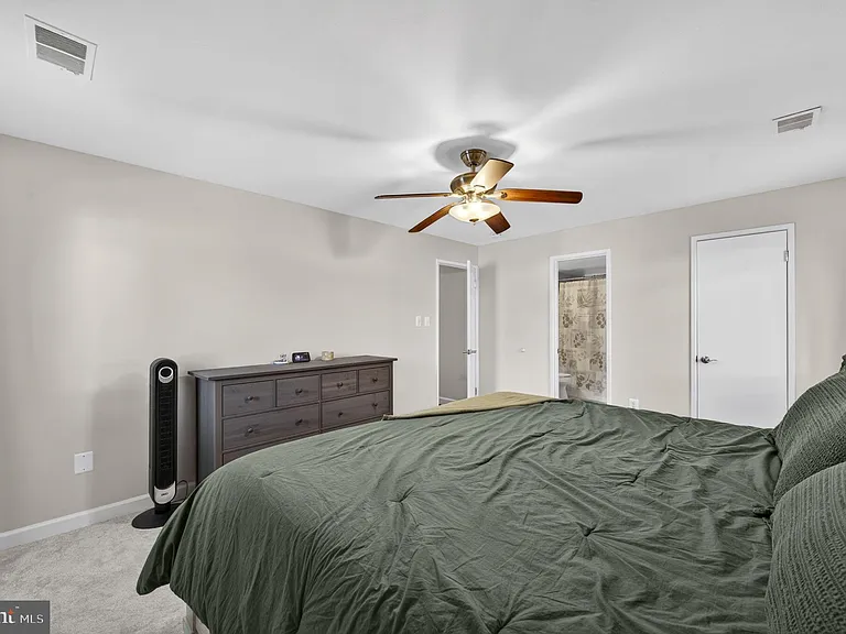 517 Florida Ave #T4 — Photo 23