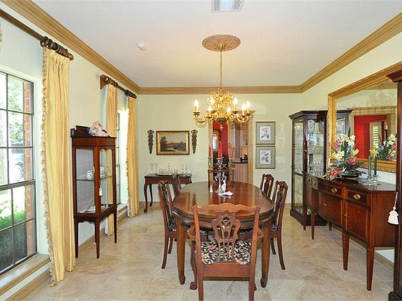 4th image of 2806 Rocky Woods Dr