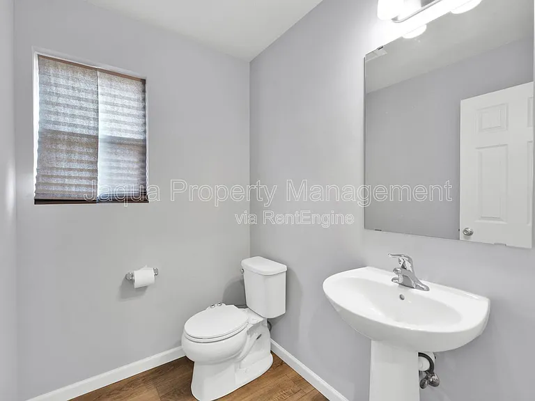 48265 Silver Oaks W — Photo 18