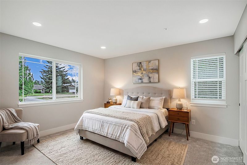 5th image of 1402 E 51st Street