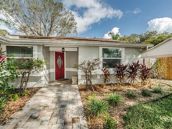 5th image of 5306 Black Pine Dr