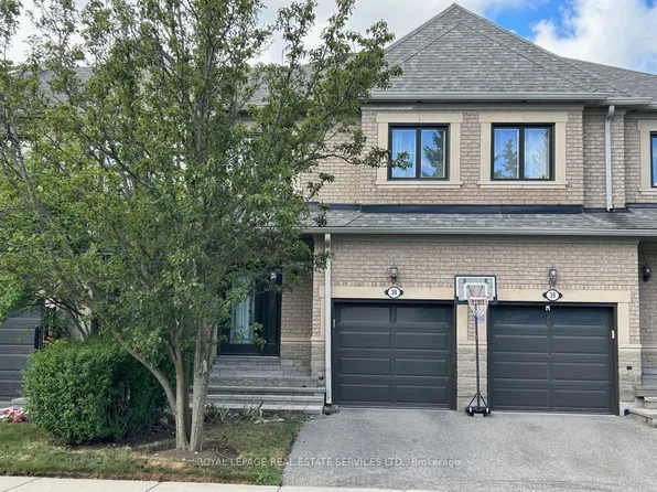 2250 Rockingham Dr #38, Oakville, ON L6H 6J3