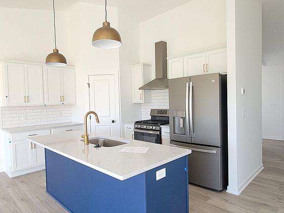 2nd image of 2506 Springdew Ct #152