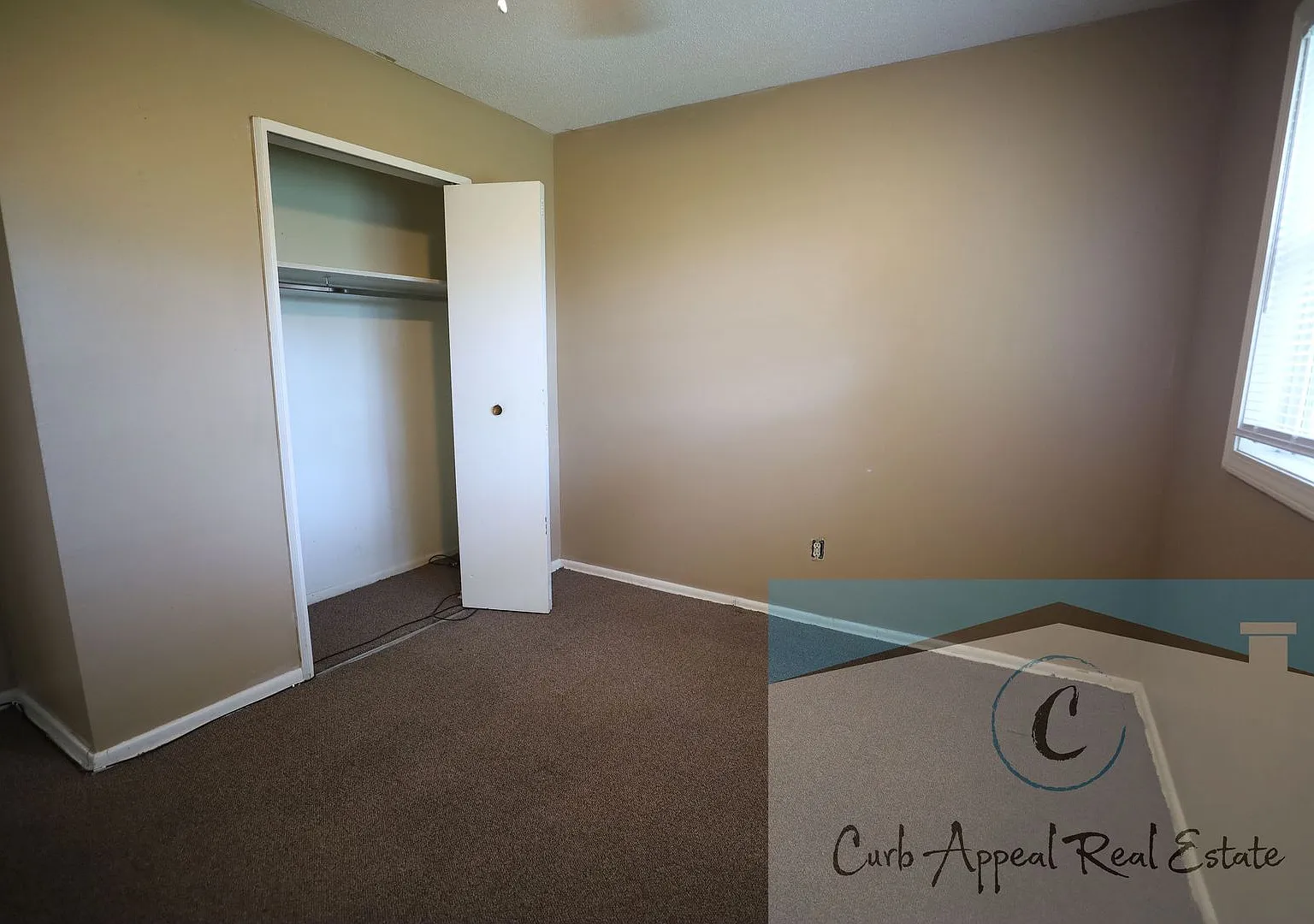 1802 Fairlane Ave — Photo 4