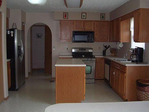 2nd image of 1780 Convair Dr