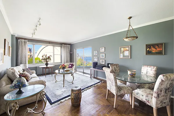 Sold by Stribling | media 15