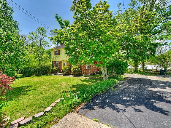 3rd image of 3401 Ferncroft Dr