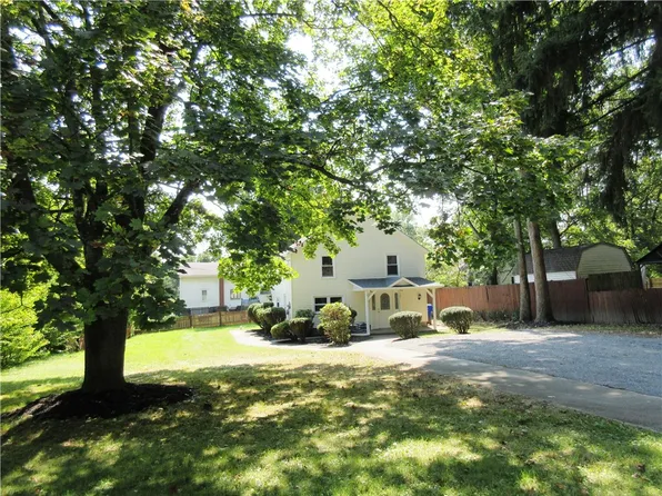 105 North St, Mars, PA 16046