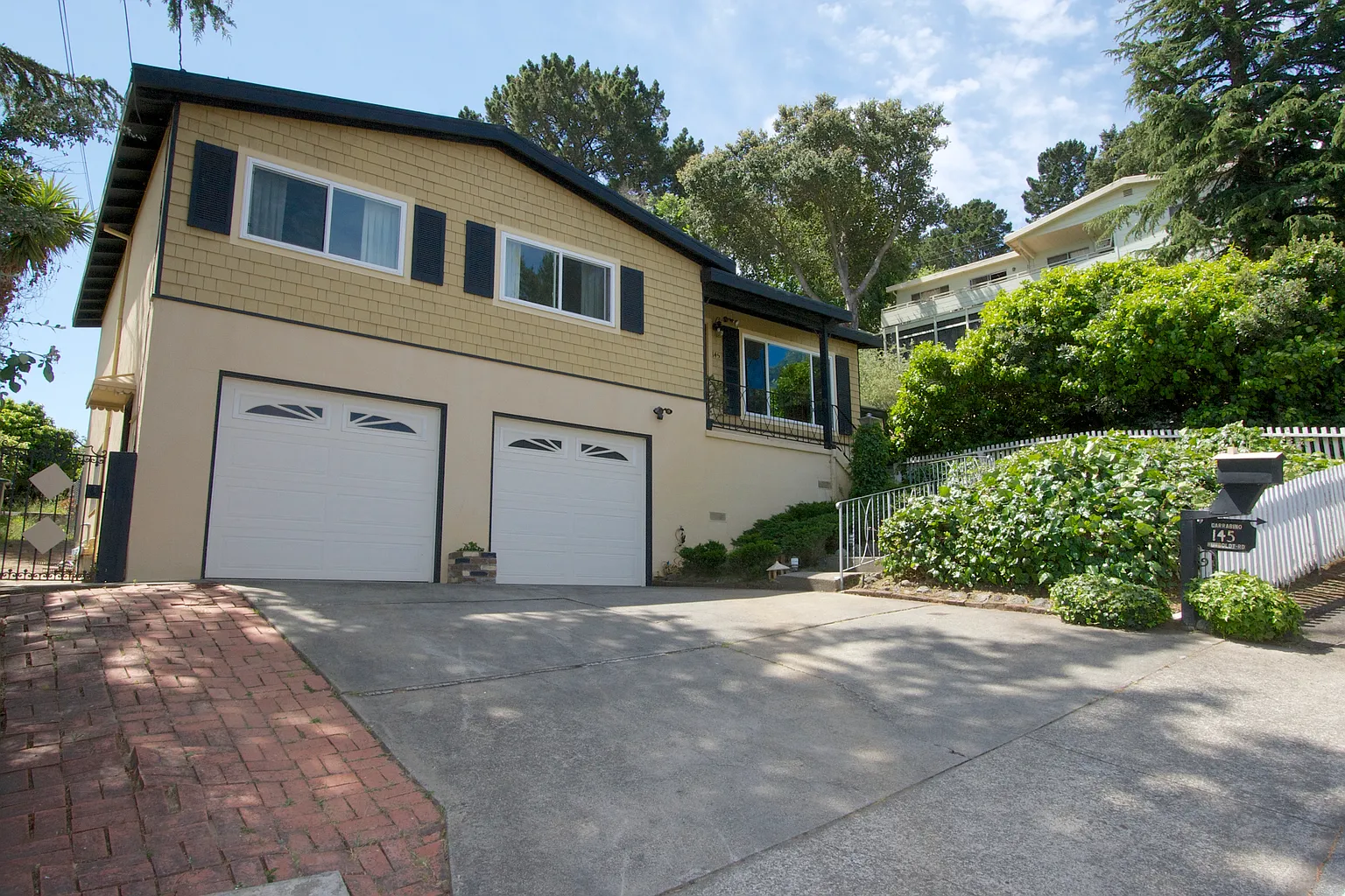 145 Humboldt Rd photo 1