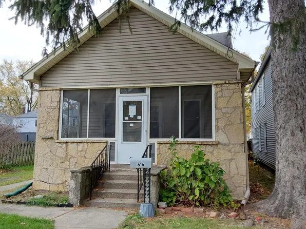 616 Main St, Hobart, IN 46342