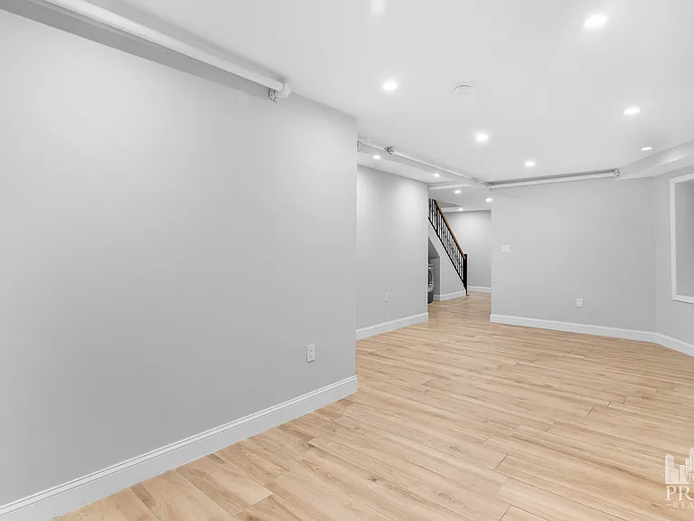 168 E 82nd St #1A — Photo 15