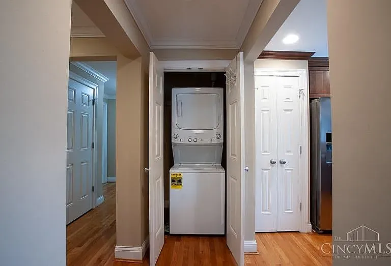 3683 Erie Ave #B — Photo 12