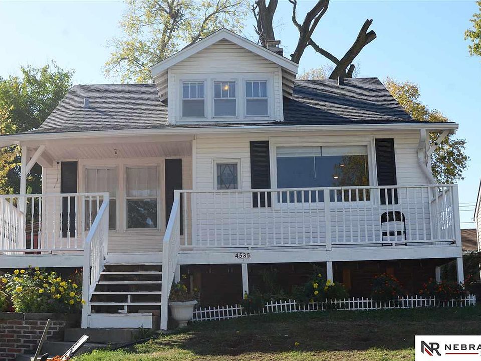 1st image of 4535 Spencer St