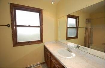 3rd image of 6787 Enge Dr