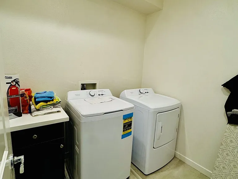 2028 Avenida Andanza — Photo 16