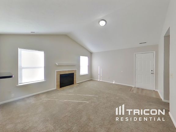 3rd image of 625 Eastpointe Dr