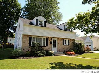 111 Saint Johns Dr, Rochester, NY 14626