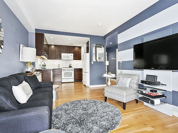 2nd image of 152 E 118th St APT 6D