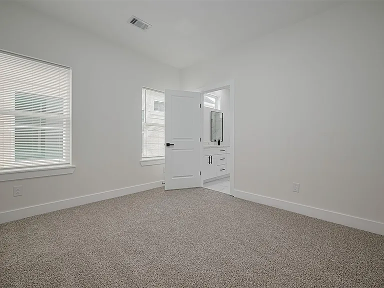 7546 Charlie St — Photo 23