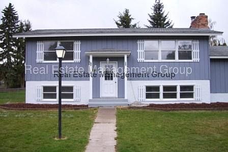 1st image of 501 River Dr
