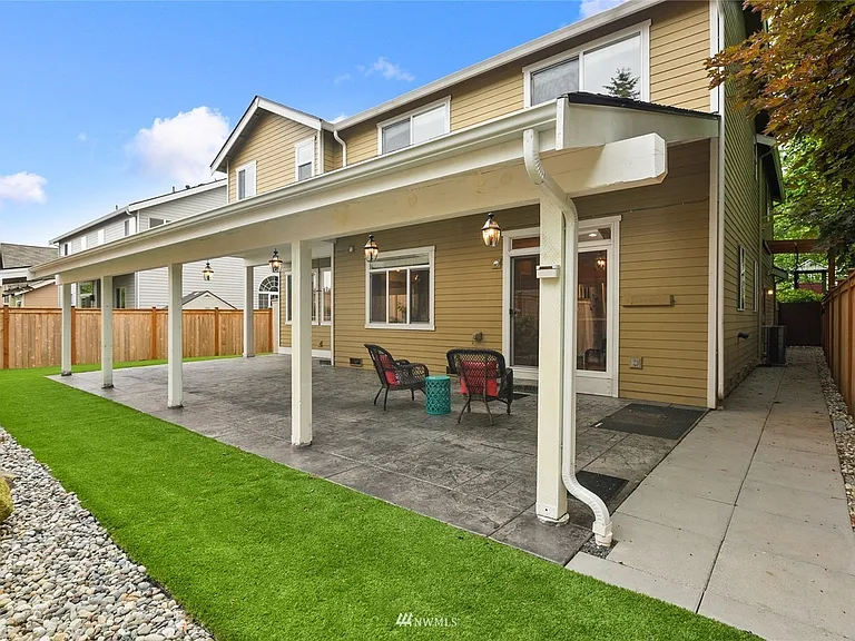 2124 146th Pl SW — Photo 9