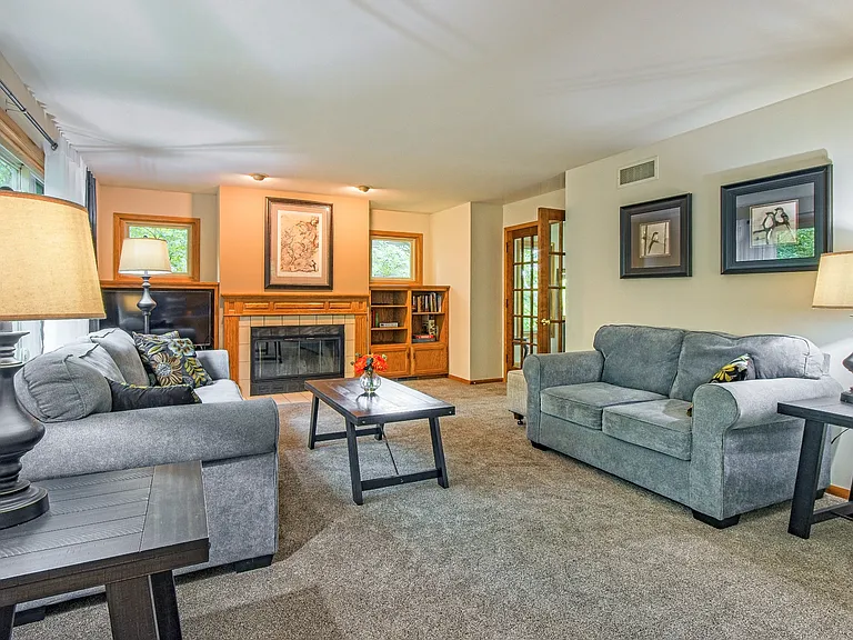 7126 New Washburn Way — Photo 31