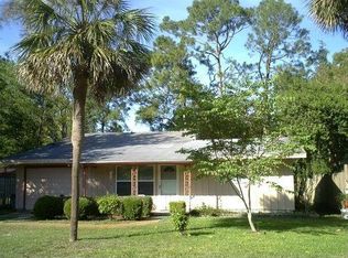 155 Carl King Ave, Lanark Village, FL 32323