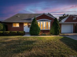 14111 Huntington St, Riverview, MI 48193
