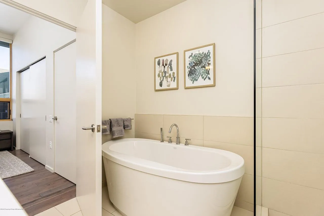 200 Evans Rd — Photo 3