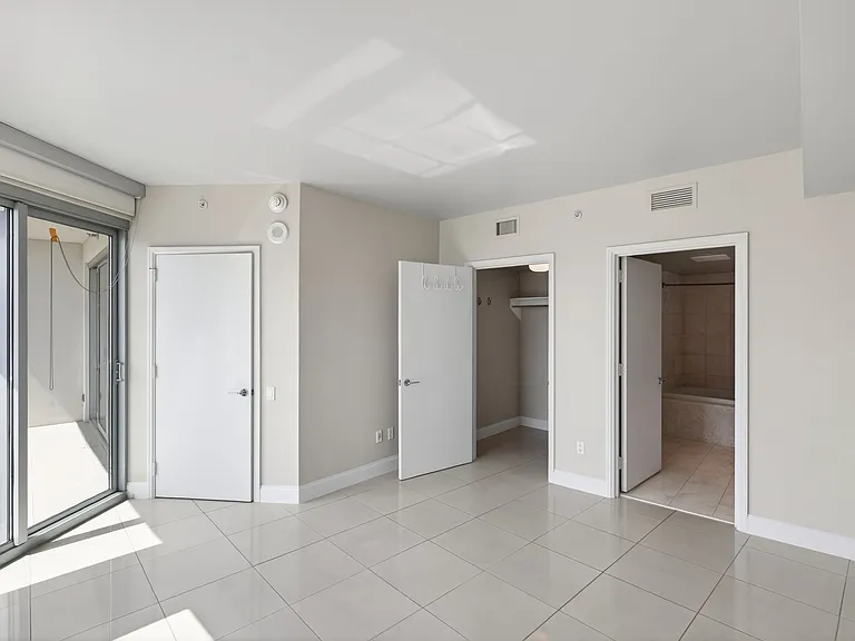 222 Karen Ave #3005 — Photo 9