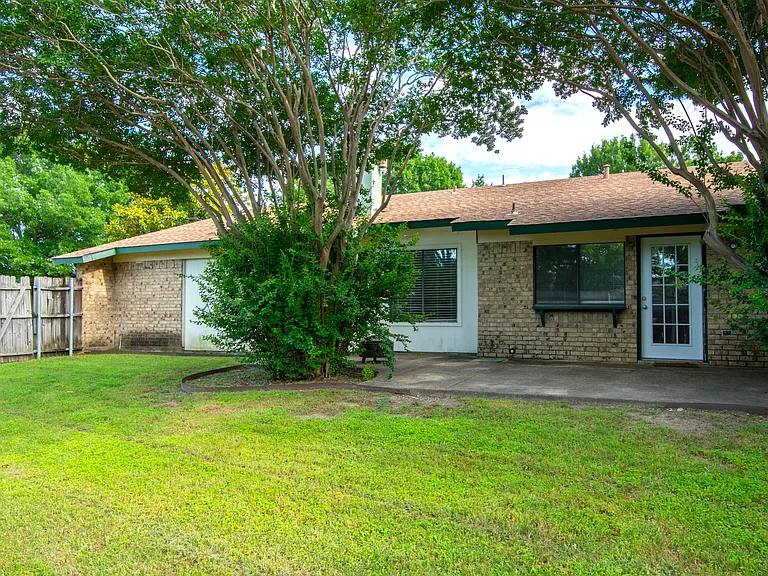 2513 Trailridge Dr — Photo 27