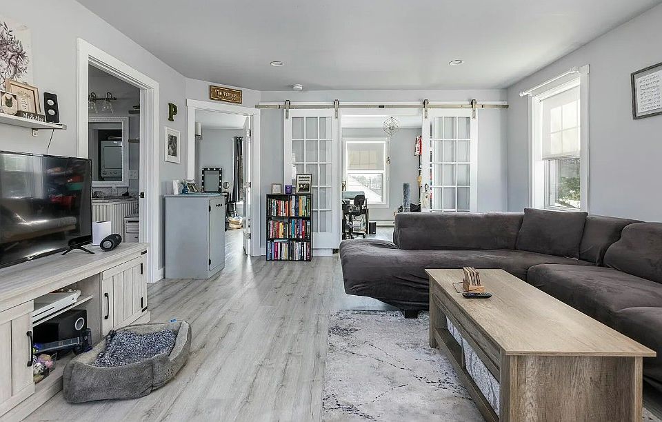 1st image of 16 Ocean Park Rd #2