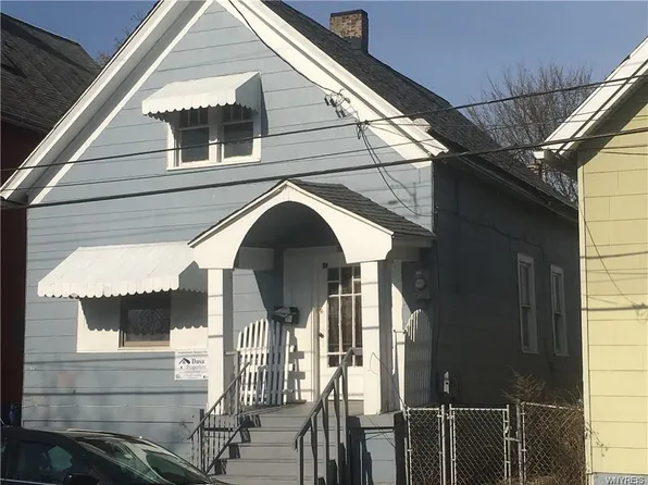 66 Sears St, Buffalo, NY 14212