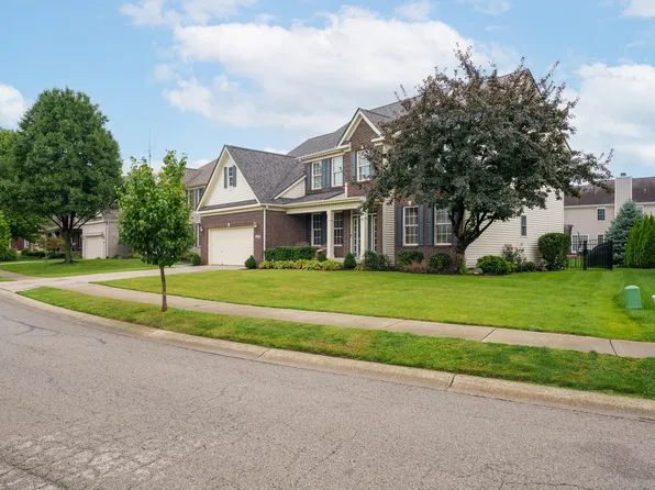 12135 Ashland Dr, Fishers, IN 46037