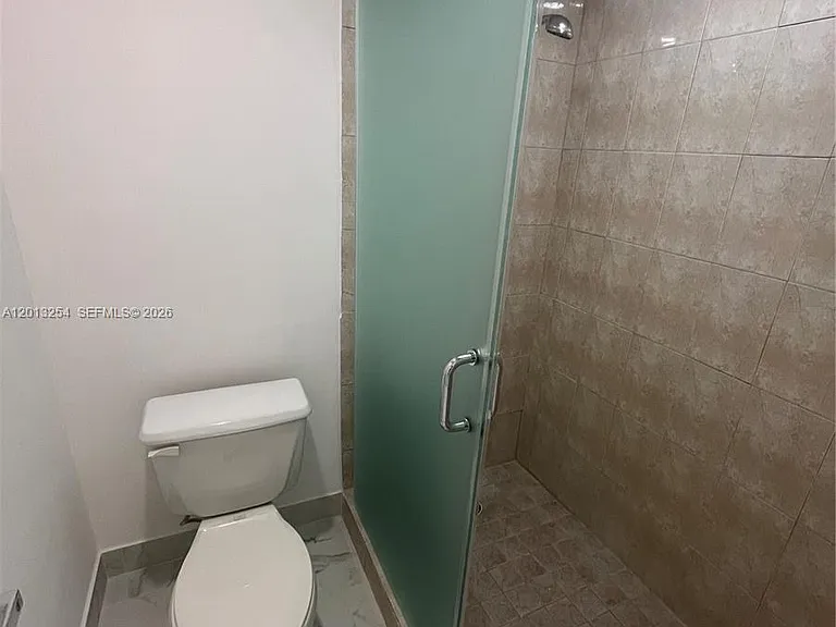 3505 S Ocean Dr #210 — Photo 17