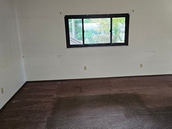 4th image of 504 Delaware Ave Unit 1