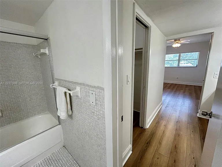 7505 SW 82nd St #320 — Photo 28