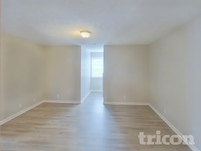 713 Crescent Rd — Photo 15