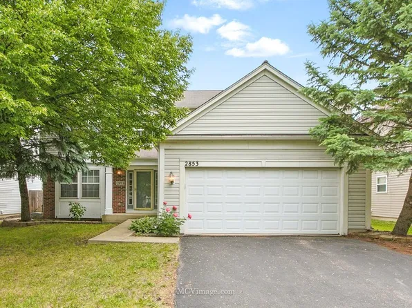 2853 Coastal Dr, Aurora, IL 60503