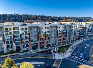 55 Klahanie Dr #614, Pt Moody, BC