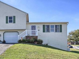 100 Furman Rd, Dillsburg, PA 17019