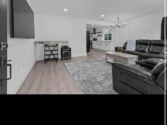 3rd image of 7806 37th Ave #A