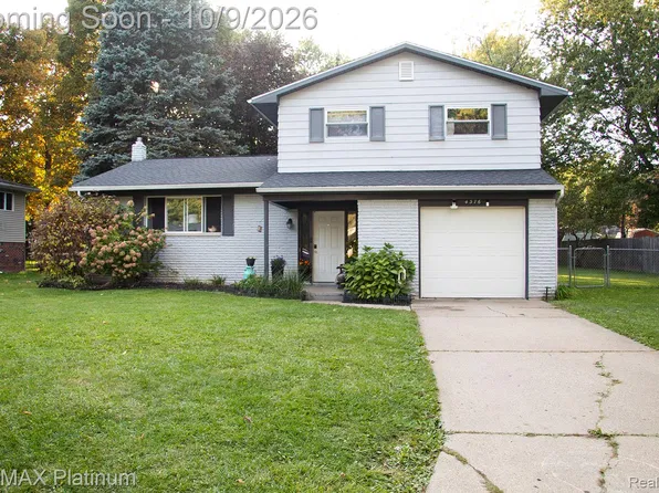 4376 Dixon Dr, Swartz Creek, MI 48473