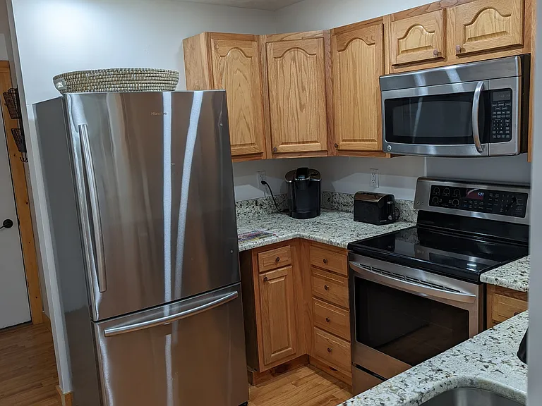 8910 Franklin Ave — Photo 7