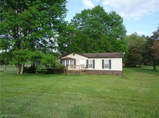 1325 Beeson Mill Rd, Leetonia, OH 44431