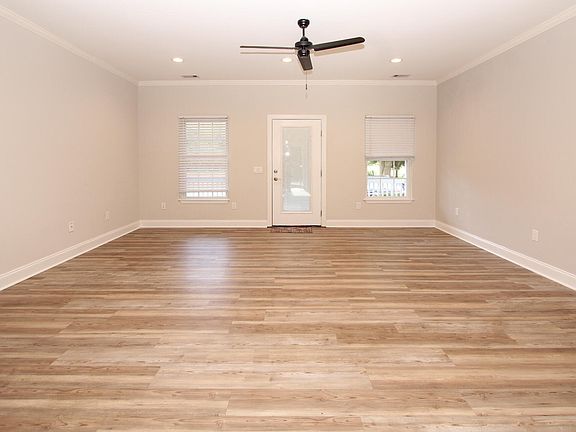 5th image of 2903 Auldreeke Rd