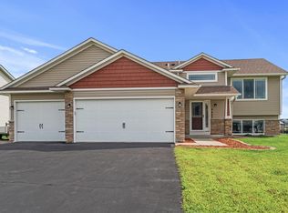 4462 87th St NE, Monticello, MN 55362