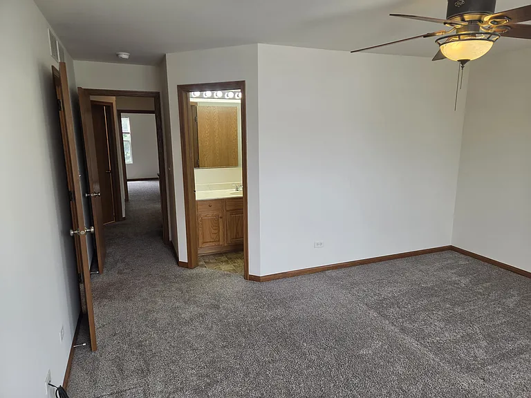 4934 Montauk Dr — Photo 14