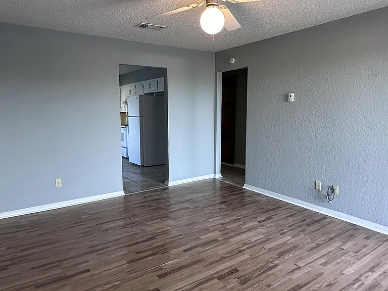 507 Northern Dove Ln #D — Photo 11