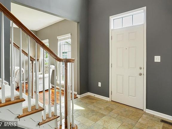3rd image of 15200 Orchard Farm Pl